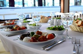 Delicious meze during the tour